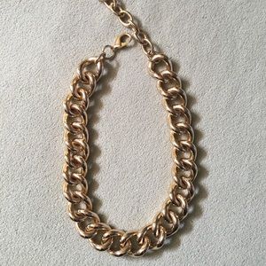 Chunky gold chain